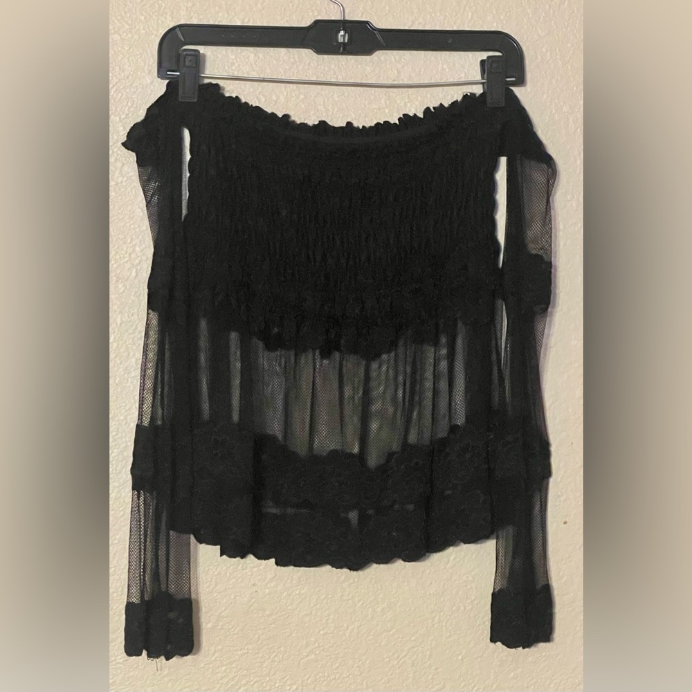Off the shoulder black lace babydoll